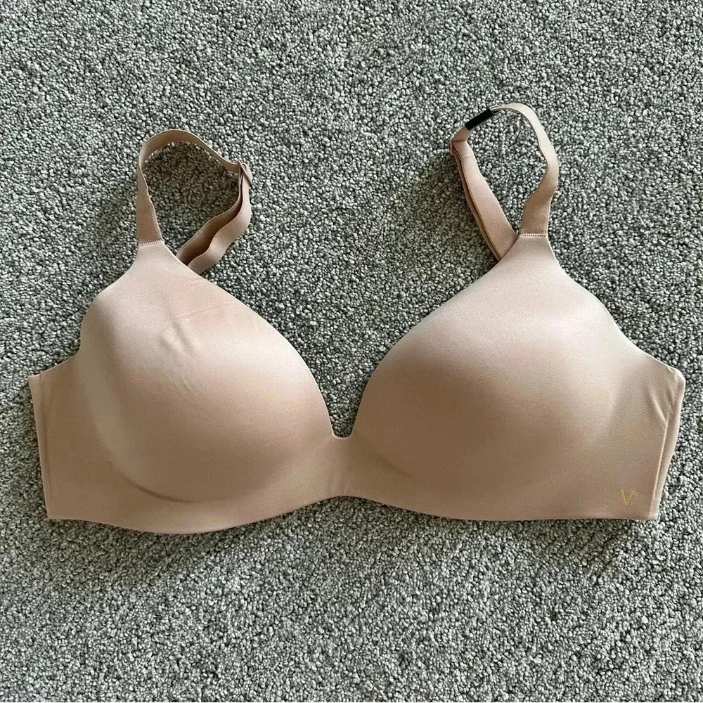 Victorias Secret 32DD Lined Semi Demi Bra